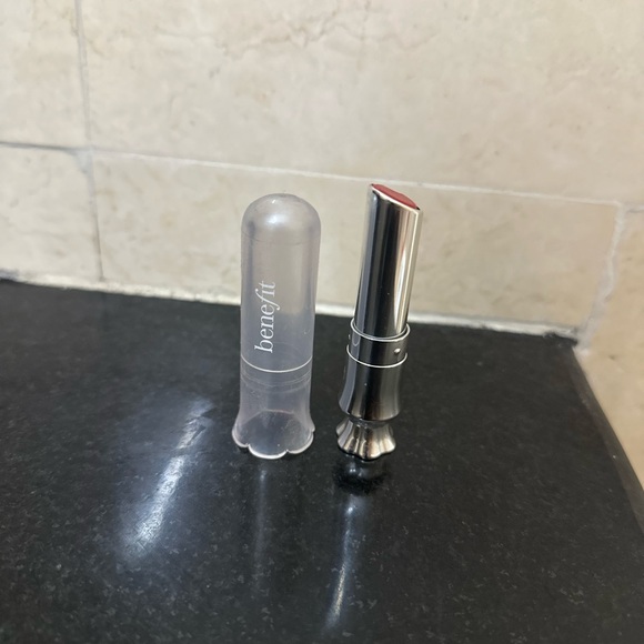 Benefit cosmetics California kissing lip balm - Picture 2 of 3